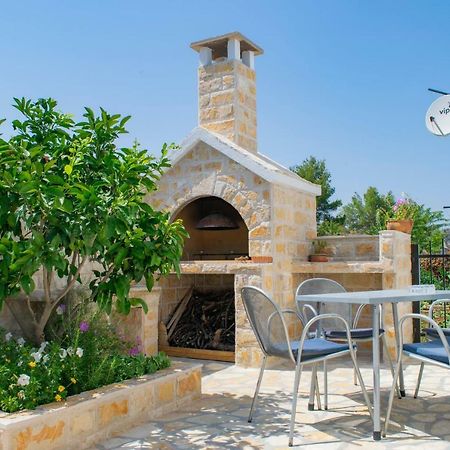 Apartments Solta Gornje Selo ภายนอก รูปภาพ
