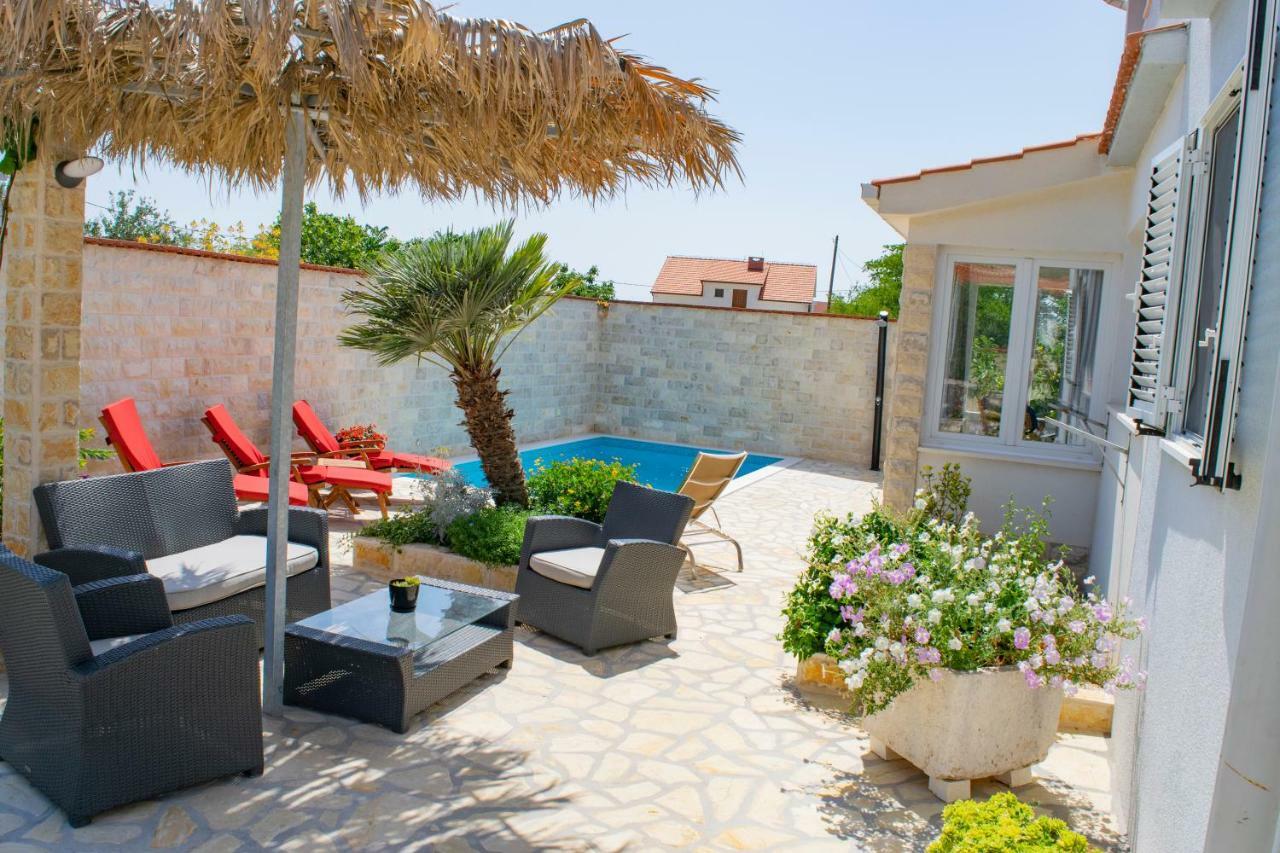 Apartments Solta Gornje Selo ภายนอก รูปภาพ