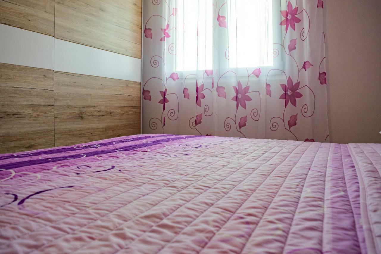 Apartments Solta Gornje Selo ภายนอก รูปภาพ